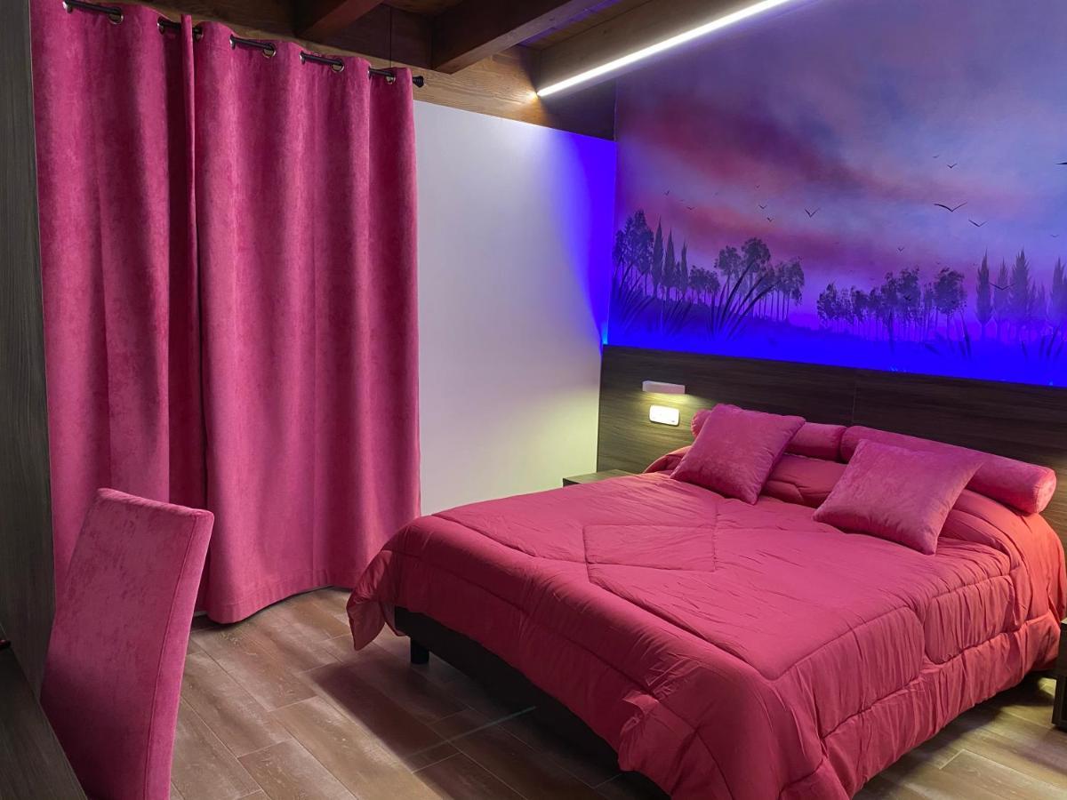 Oasilandia Bed & Breakfast Dorno Luaran gambar