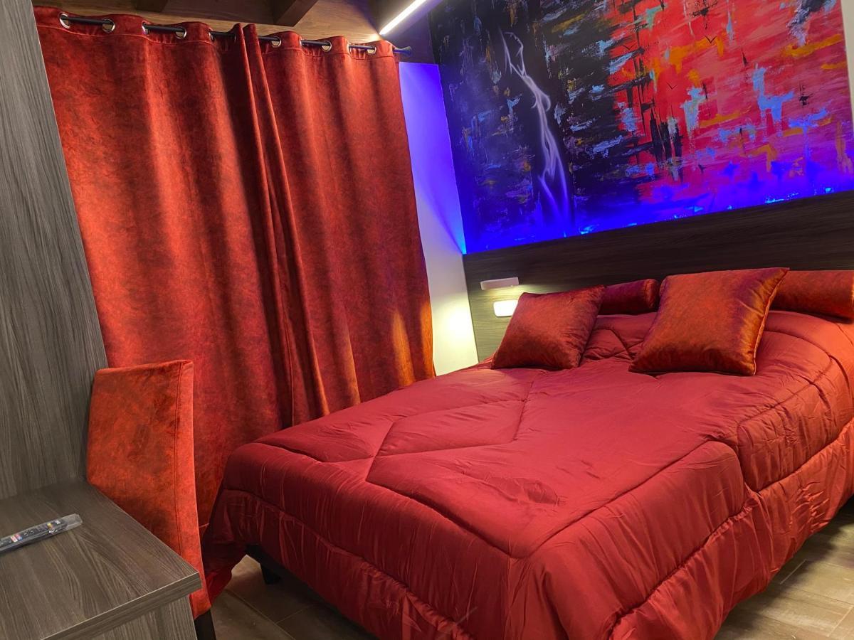 Oasilandia Bed & Breakfast Dorno Luaran gambar