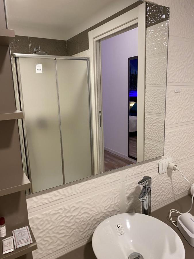 Oasilandia Bed & Breakfast Dorno Luaran gambar